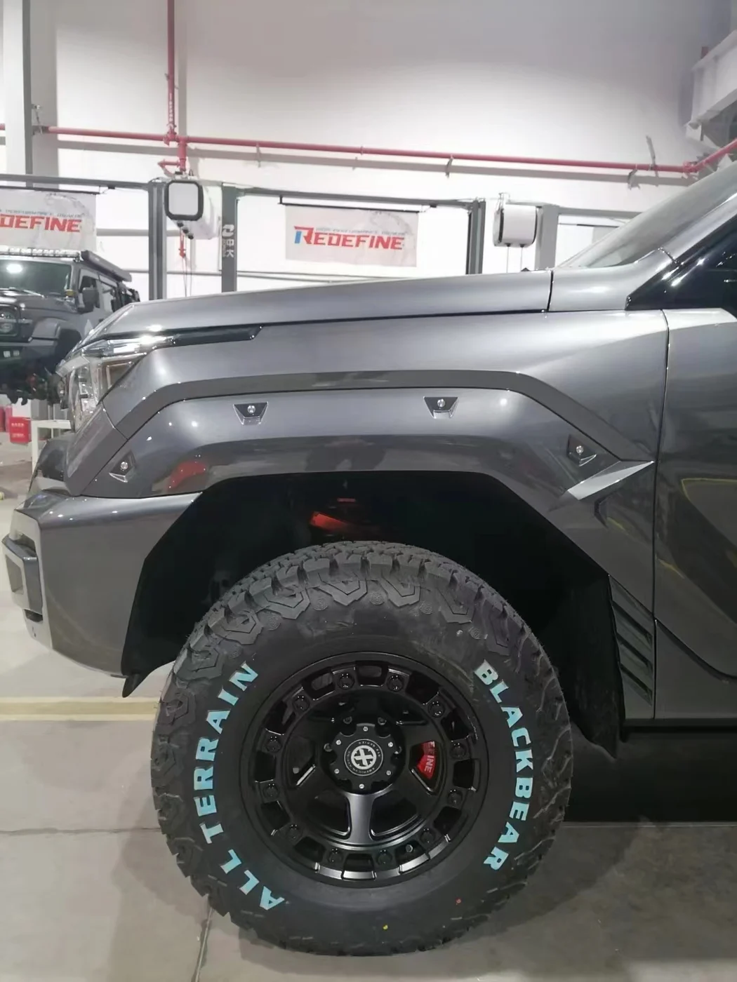 Tank 400 REDEFINE brake kits