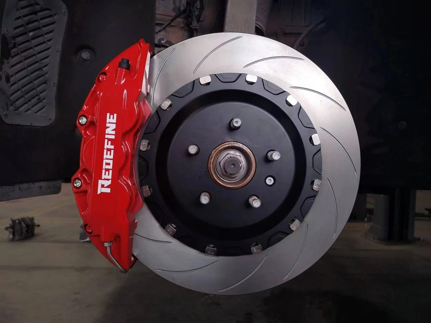 Lixiang L9 REDEFINE RF620 brake installation